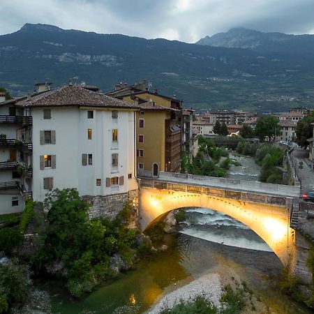 Appartamento Borgo San Tomaso, Tra Storia E Natura Rovereto  Buitenkant foto