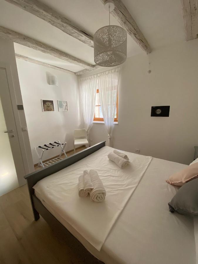 Appartamento Borgo San Tomaso, Tra Storia E Natura Rovereto  Buitenkant foto